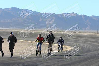 media/Jan-09-2025-Racers Edge (Thu) [[9e316ffd38]]/1-Around the Pits-Track Walk/